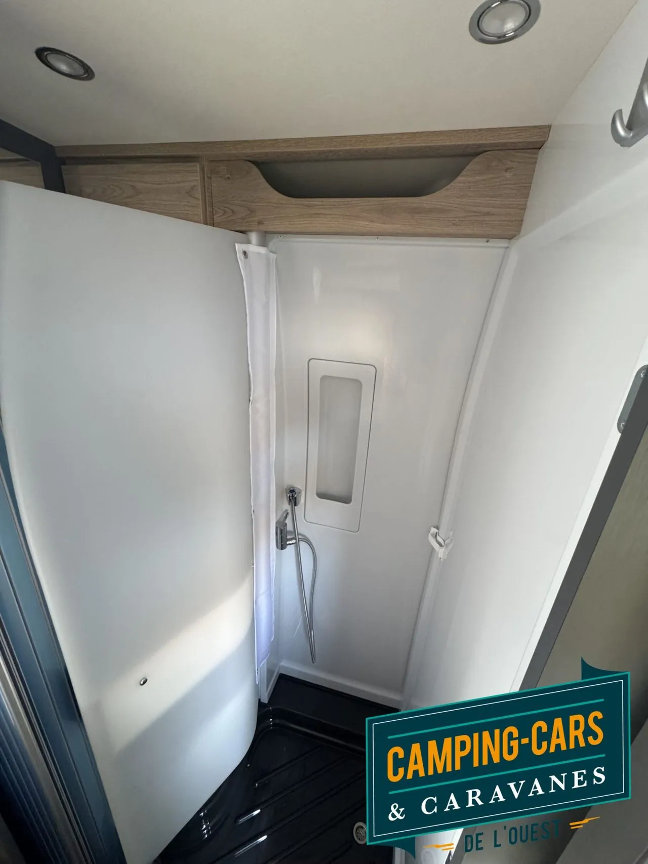 Fourgon aménagé - Dethleffs - GLOBETRAIL CVD 600 DS POP-UP - 2026