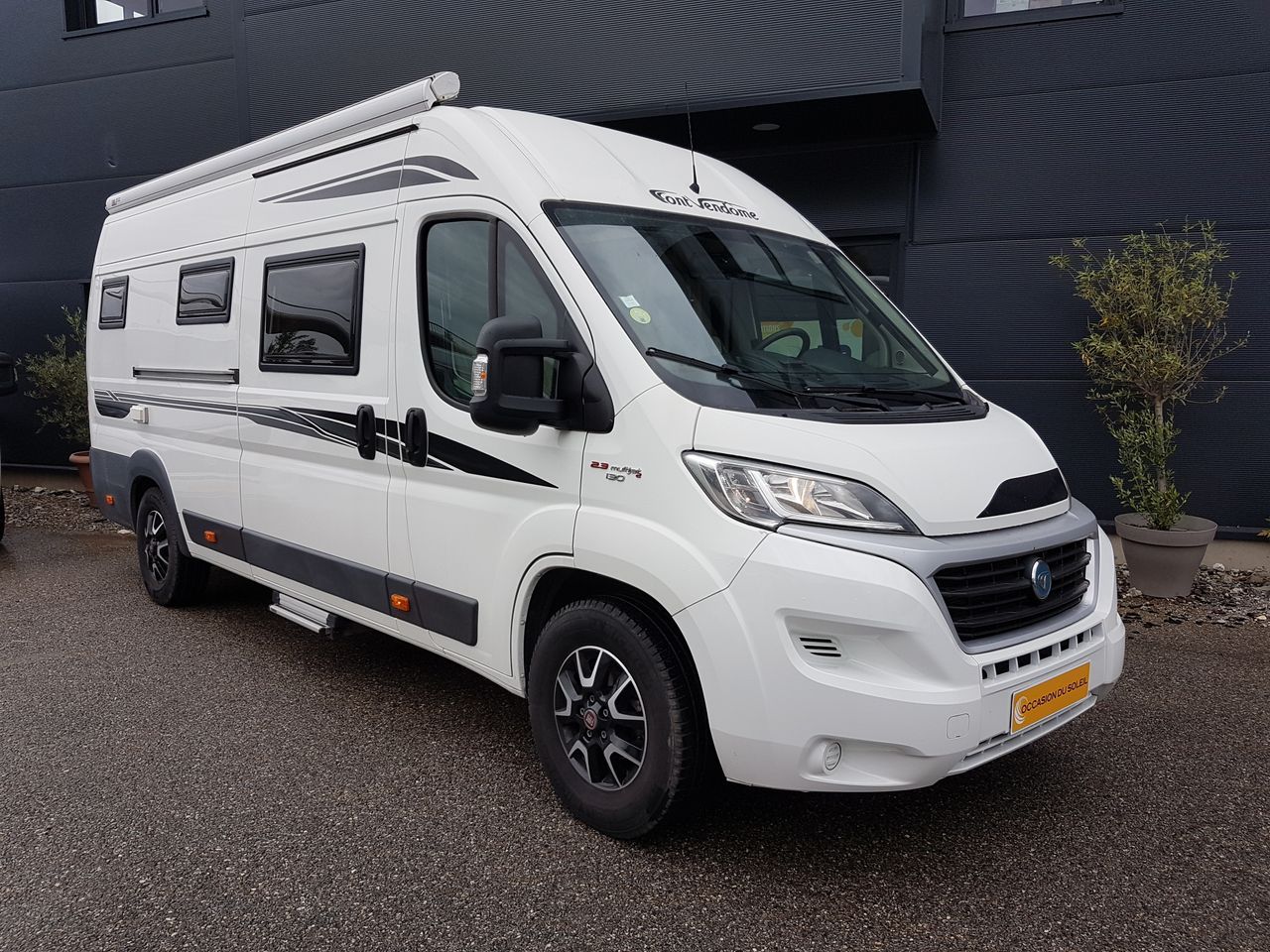 Camping-car FONT VENDOME Van Tura