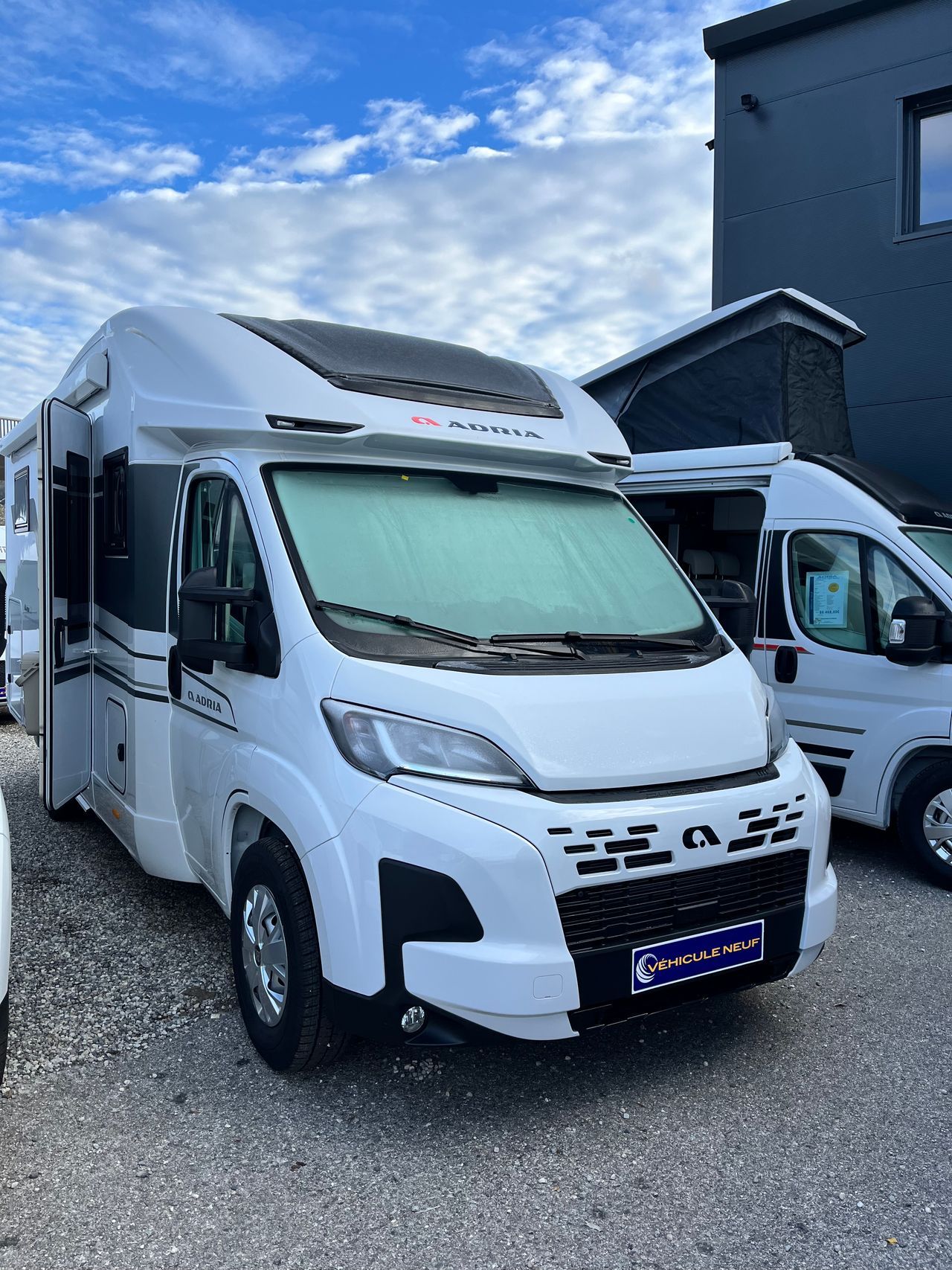 Camping-car ADRIA Matrix plus 670 DC