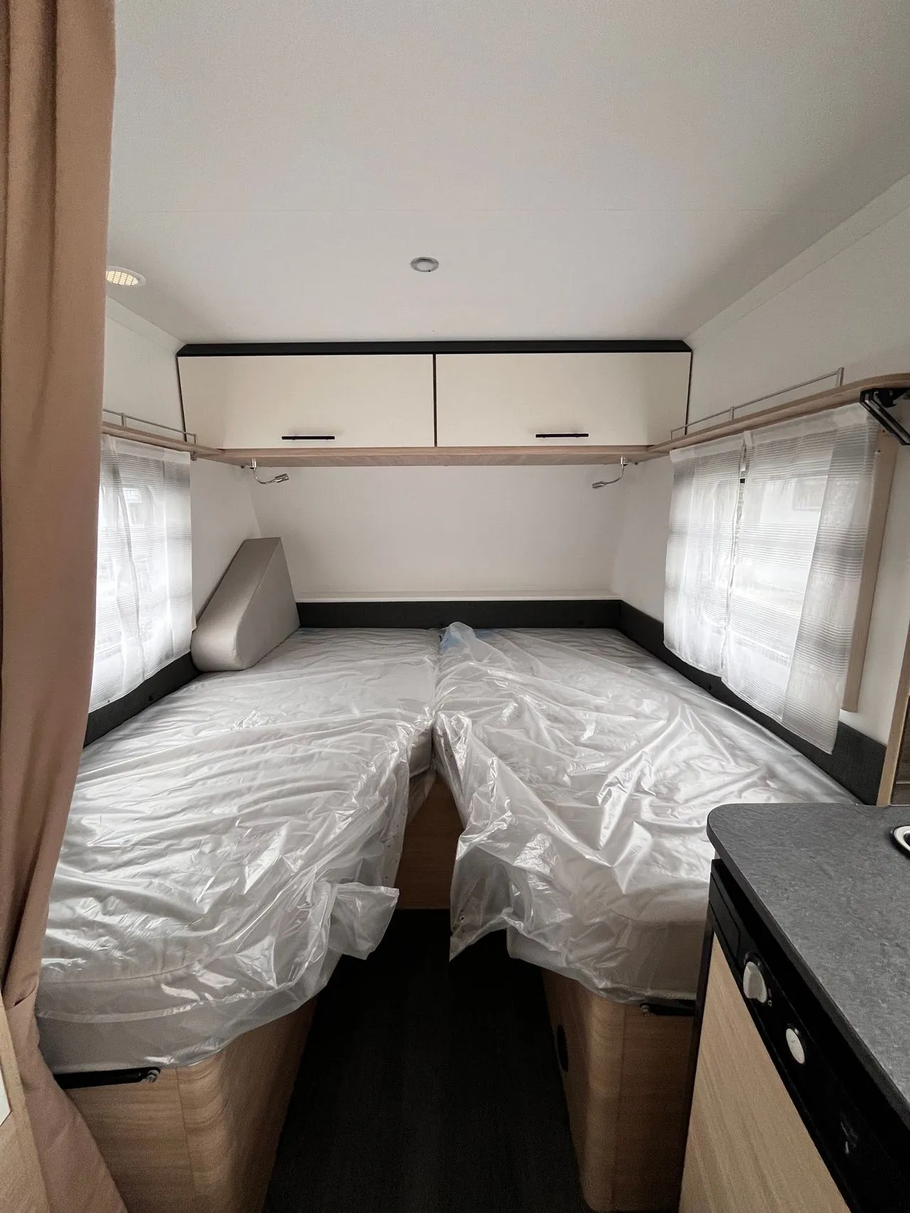 Caravane - Sterckeman - Easy 472 LJ - 2025