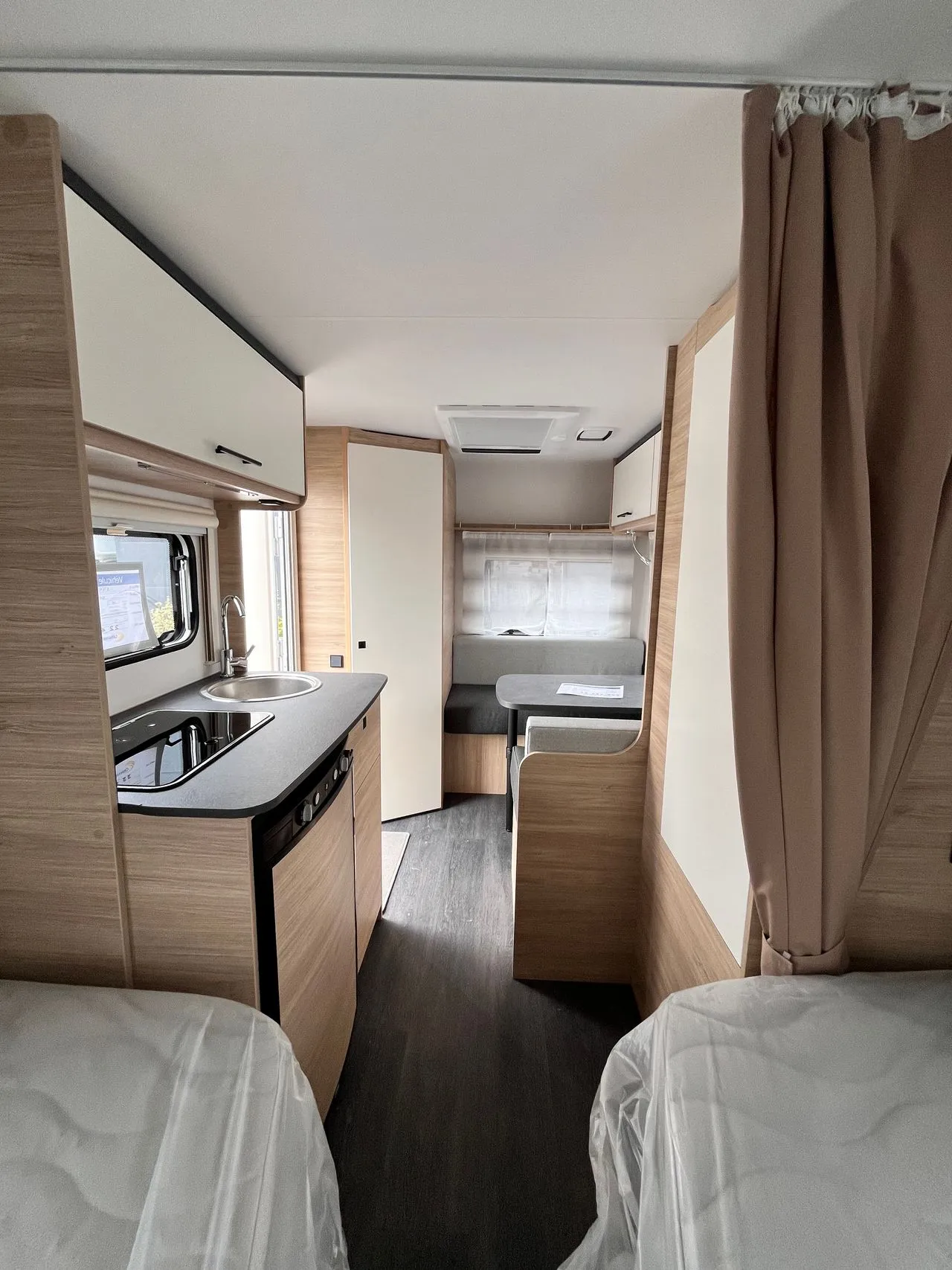 Caravane - Sterckeman - Easy 472 LJ - 2025