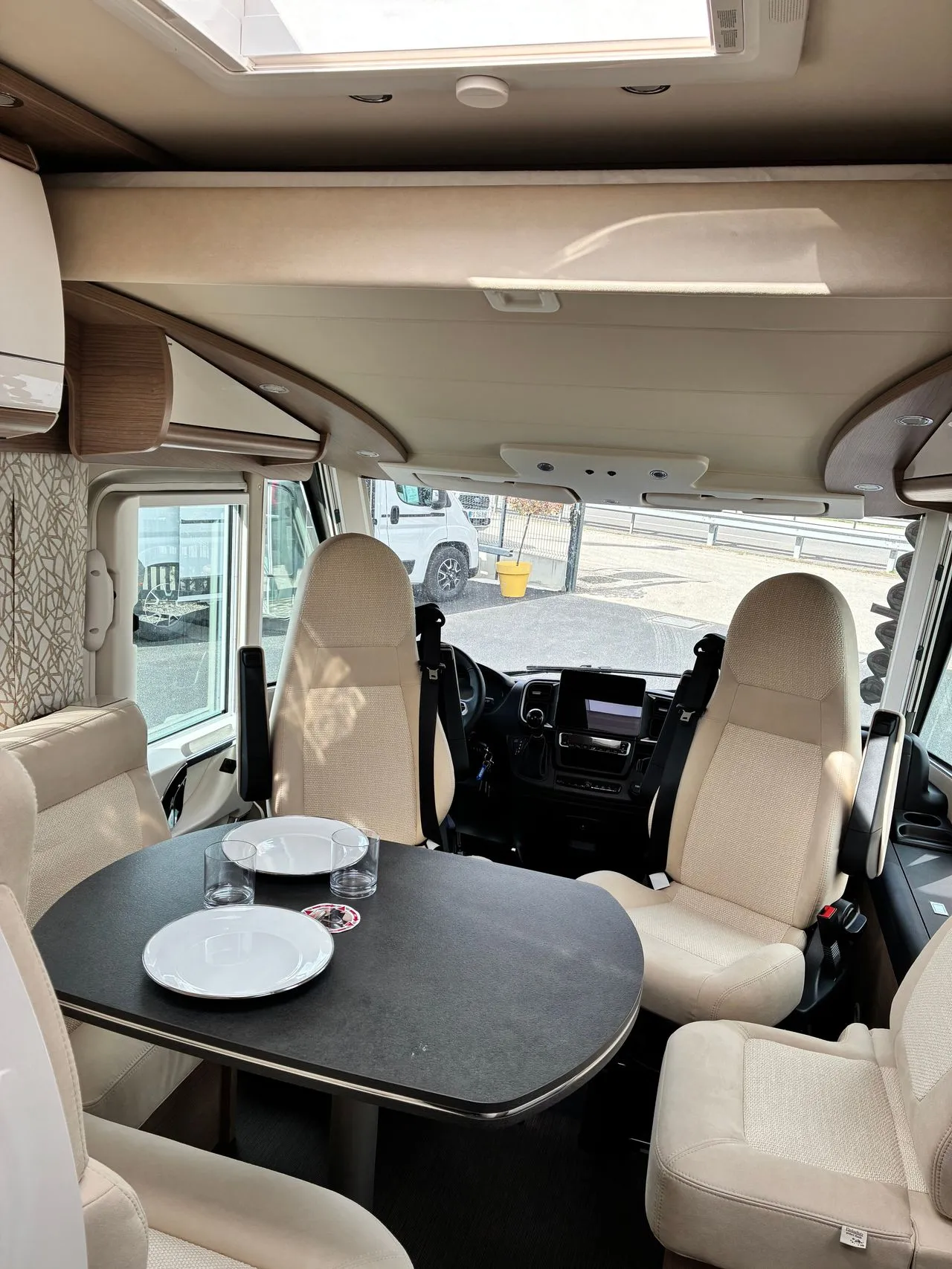 Camping-car - Carthago - C Compactline I 138 DB - 2025