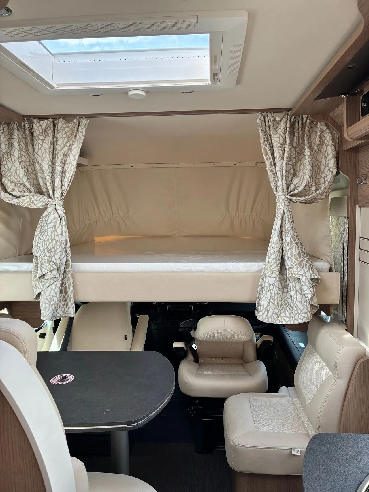 Camping-car - Carthago - C Compactline I 138 DB - 2025