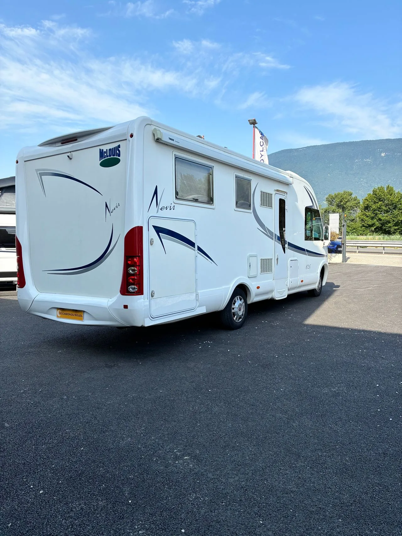 Nevis 873 G