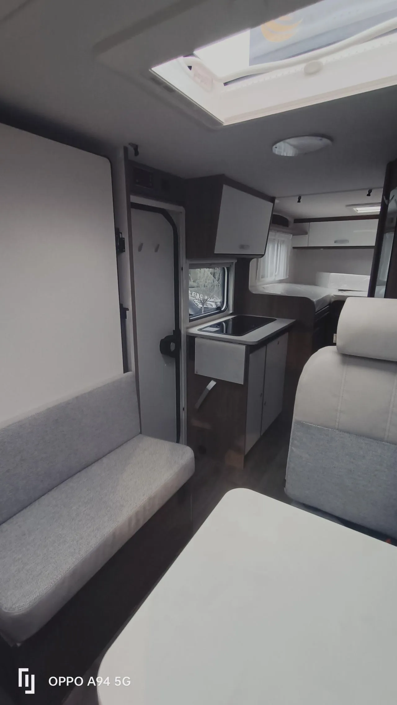 Camping-car - Carado - V347 Pack Pro + - 2026