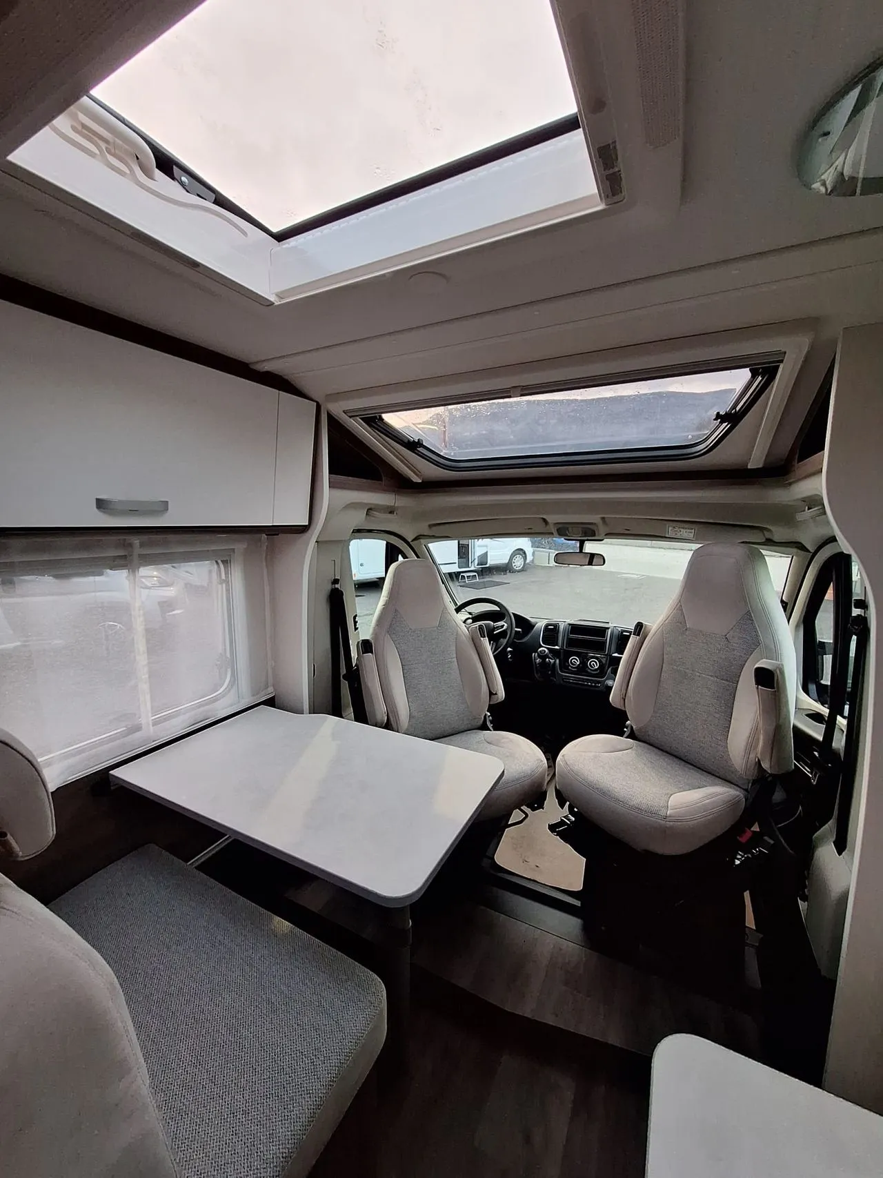 Camping-car - Carado - V337 Pack Pro +