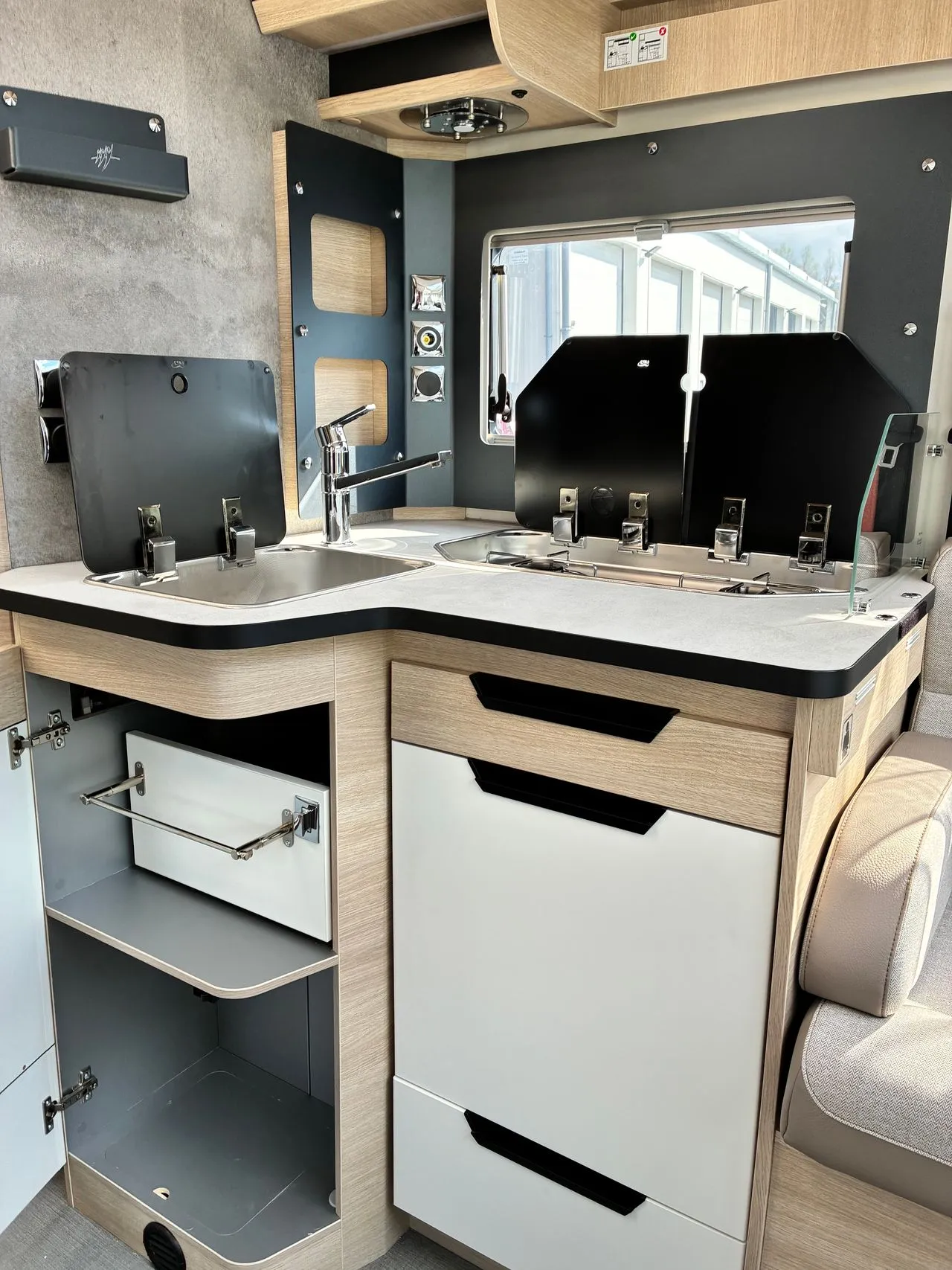 Camping-car - Rapido - 696 F - 2025