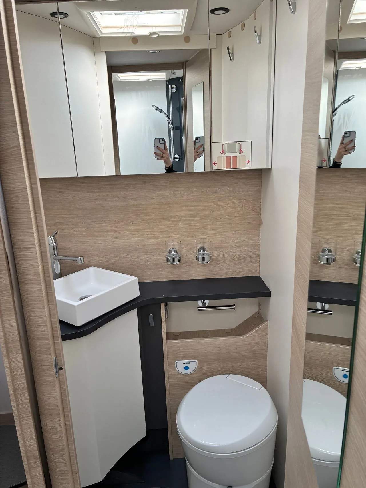 Camping-car - Rapido - 696 F - 2025