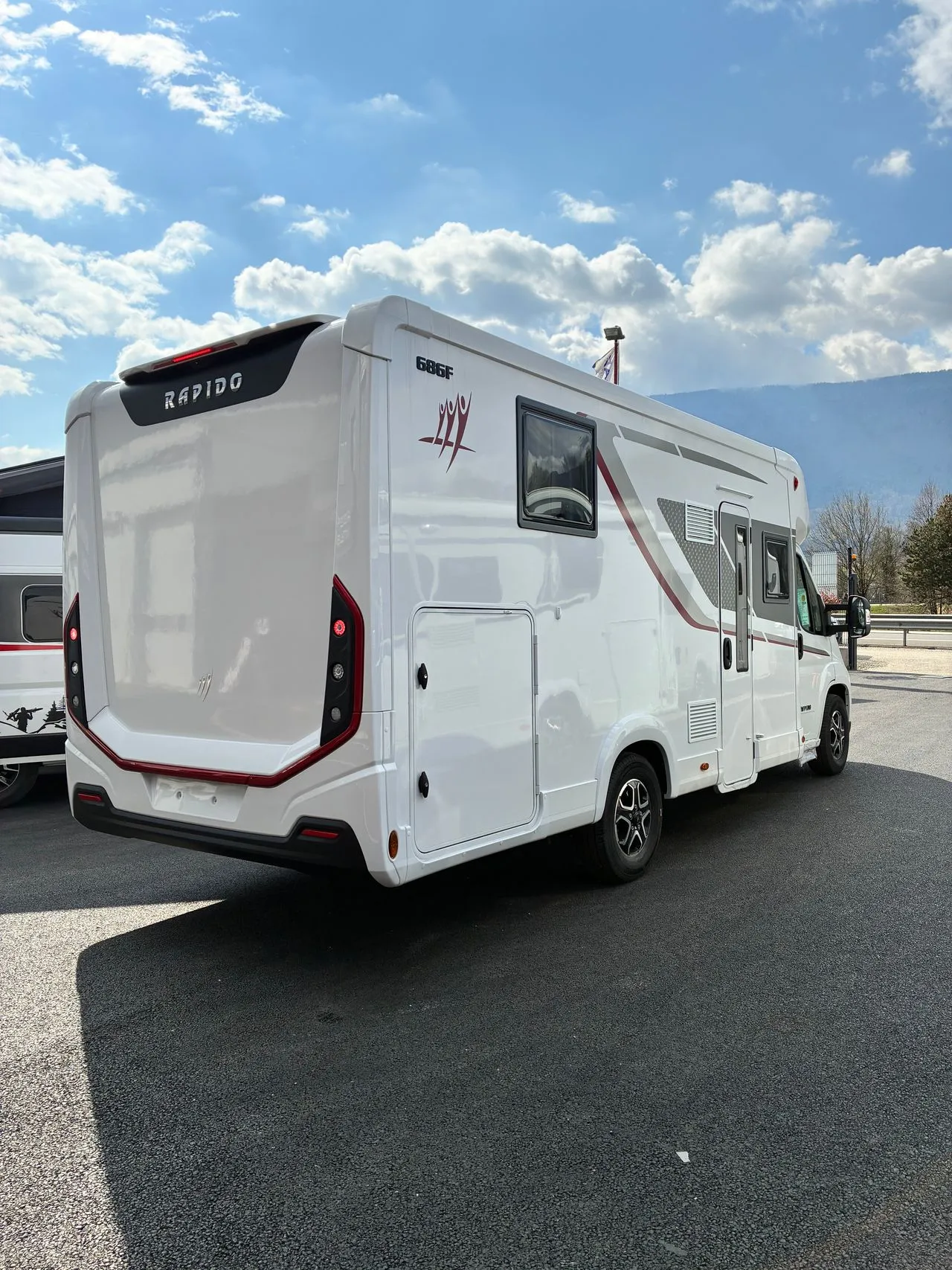 Camping-car - Rapido - 696 F - 2025