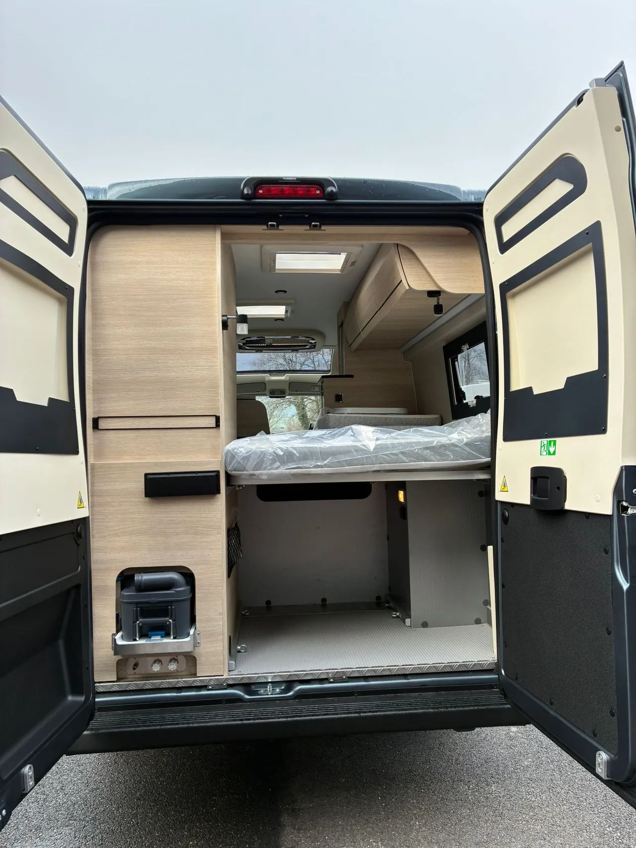 Fourgon aménagé - Rapido - V62 65ème Anniversaire - 2026