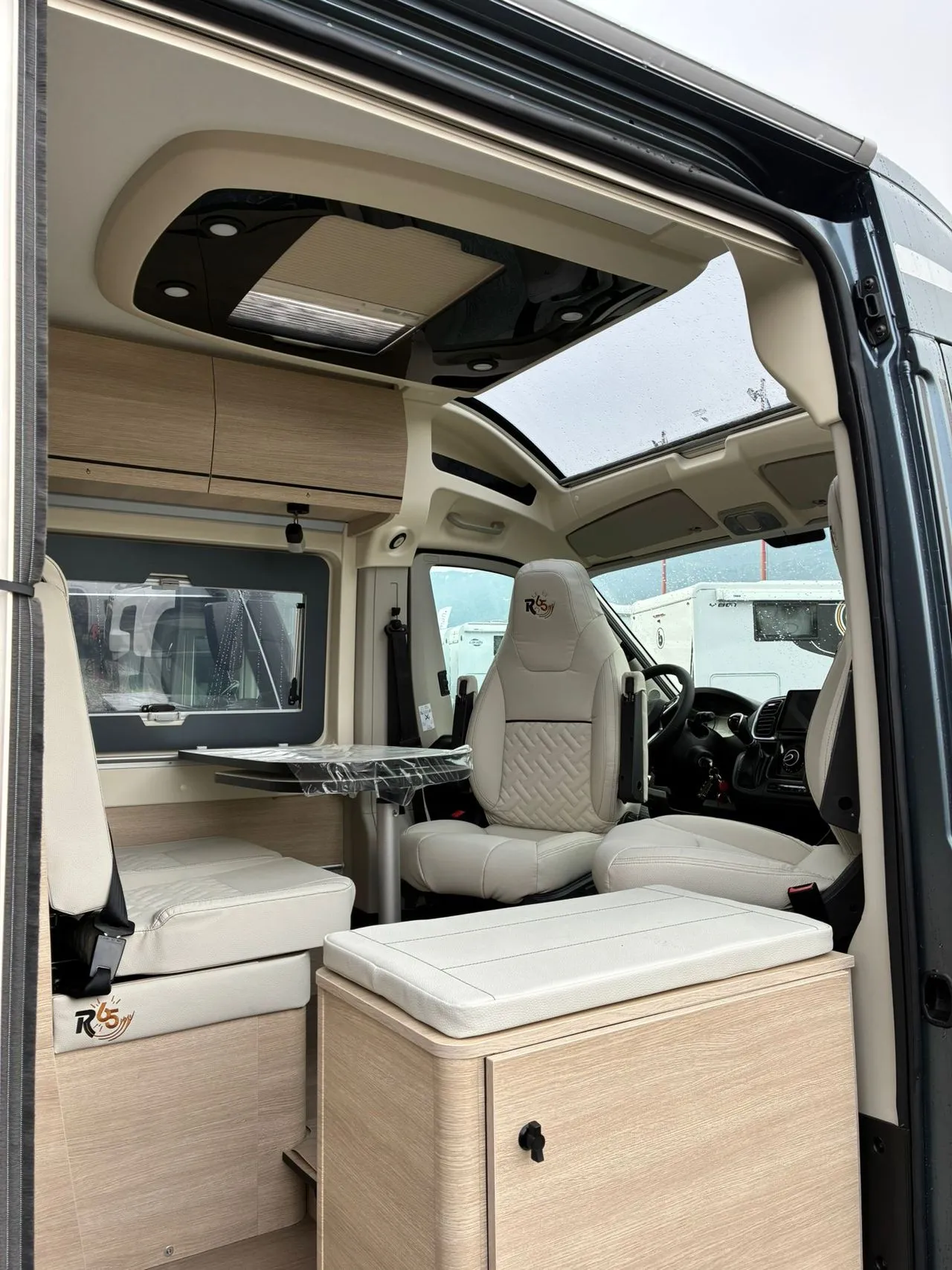 Fourgon aménagé - Rapido - V62 65ème Anniversaire - 2026