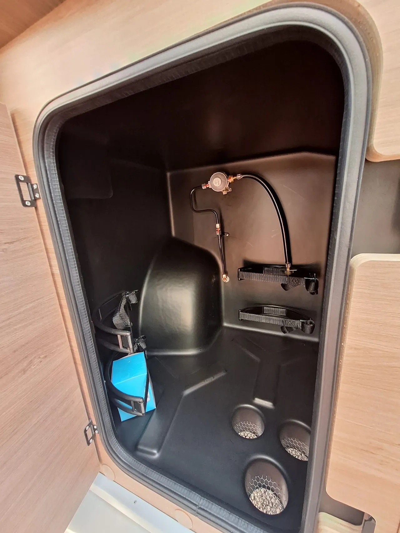 Fourgon aménagé - Carado - CV 640 - 2026