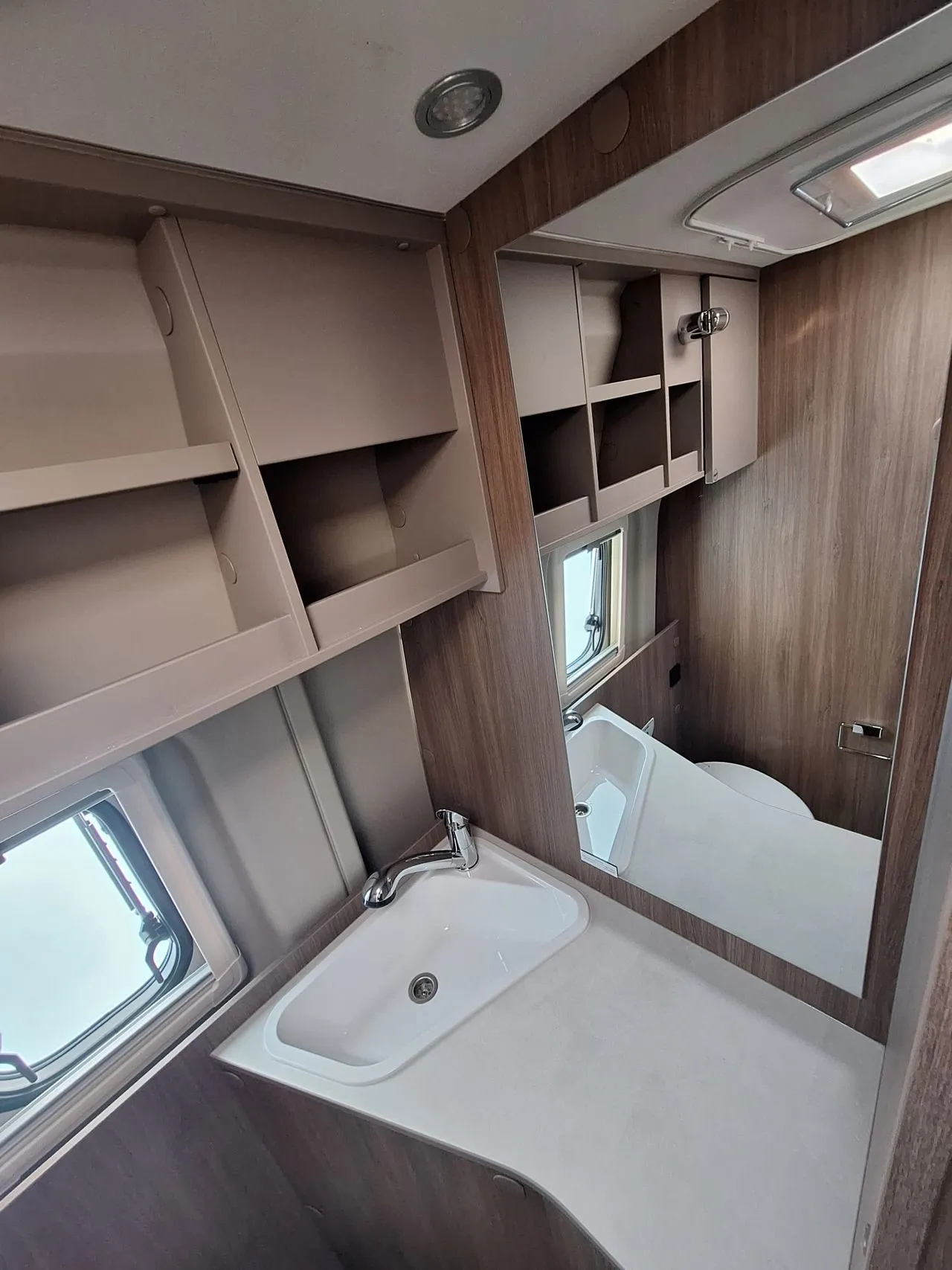 Fourgon aménagé - Carado - CV 640 - 2026