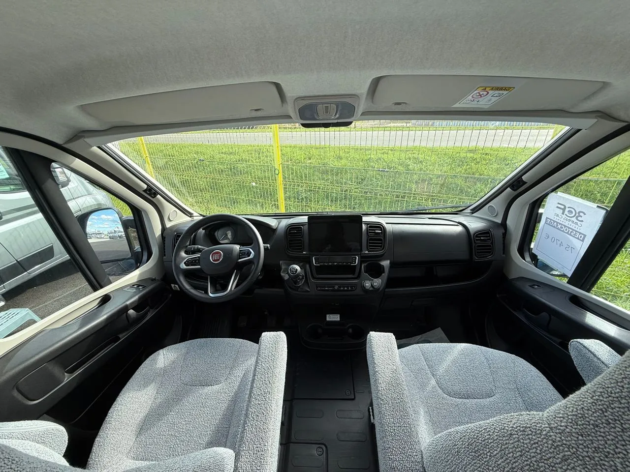 Fourgon aménagé - Hymer Camper Vans - FREE 540 Blue édition - 2024