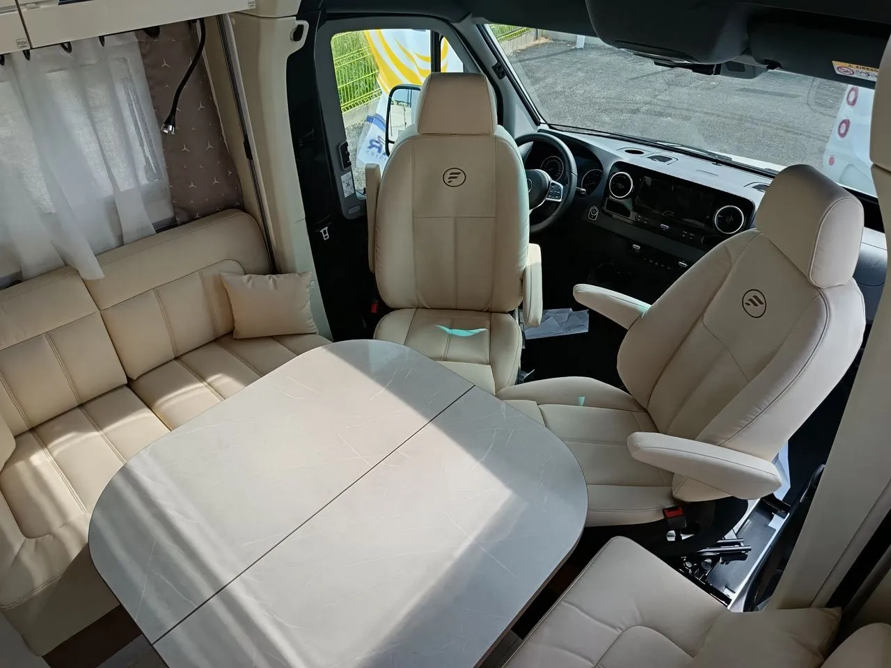 Camping-car - Fleurette - ELISTER 73 LMF - 2025