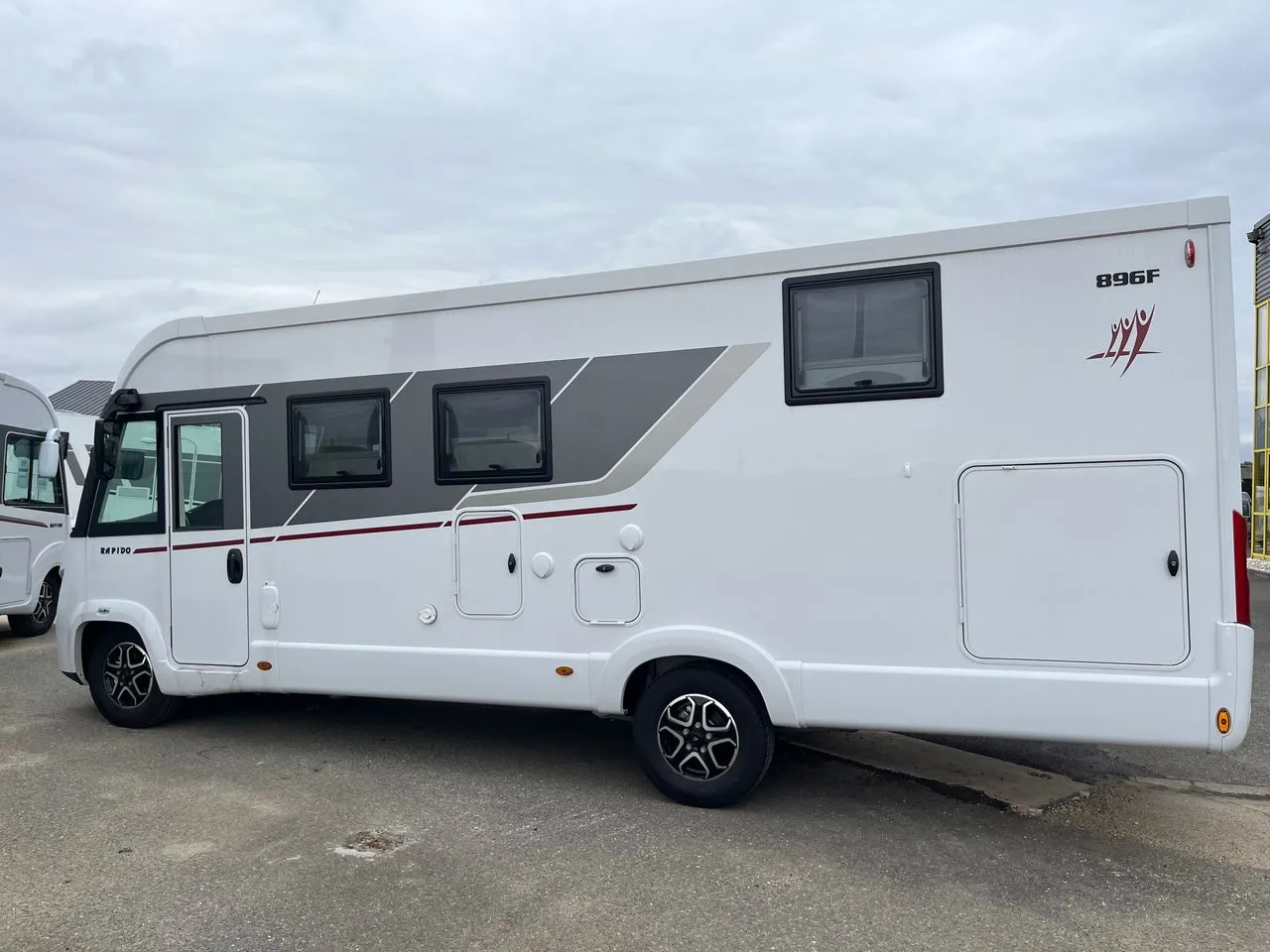 Camping-car - Rapido - 896 F - 2026