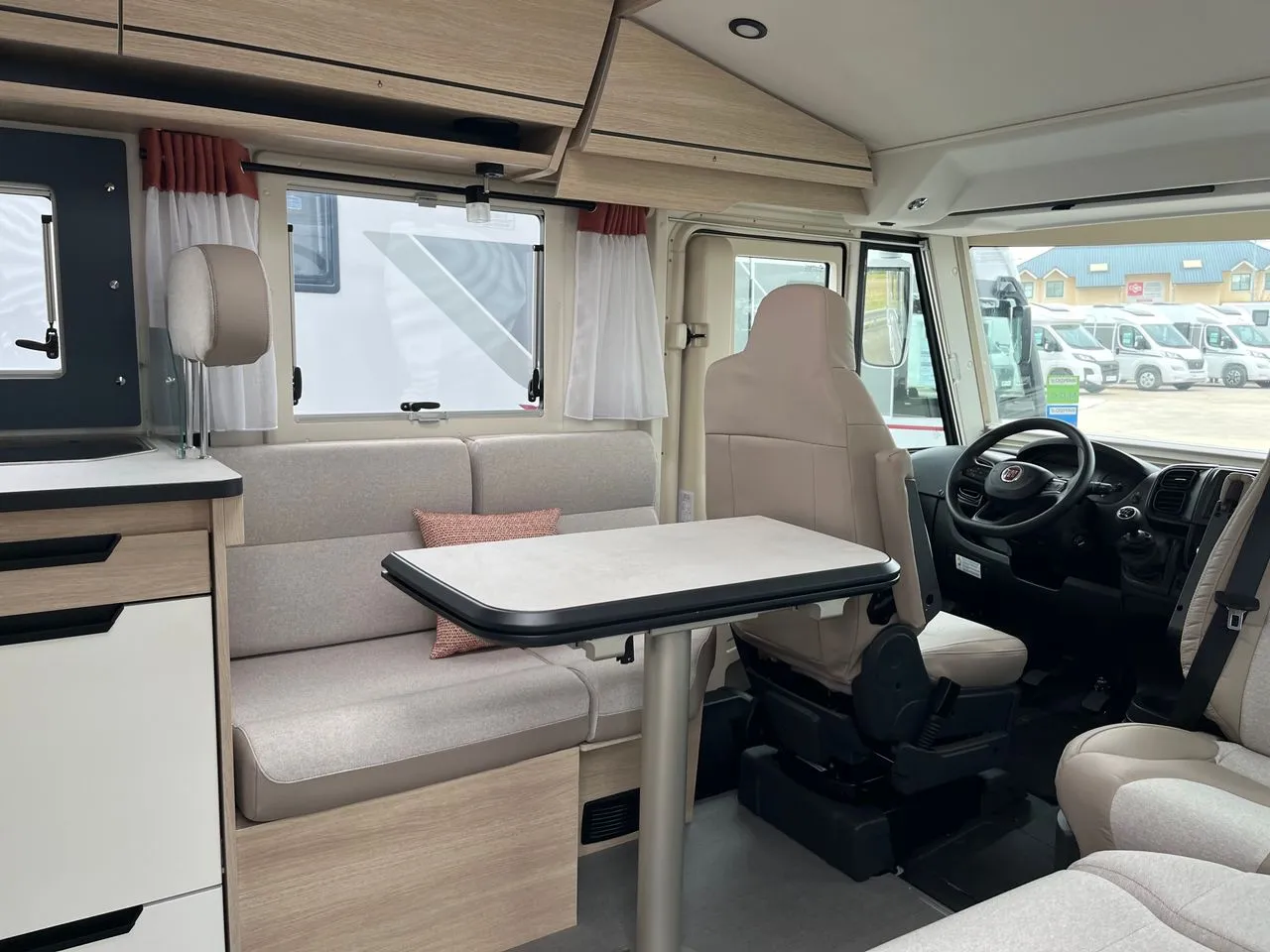 Camping-car - Rapido - 8096 DF