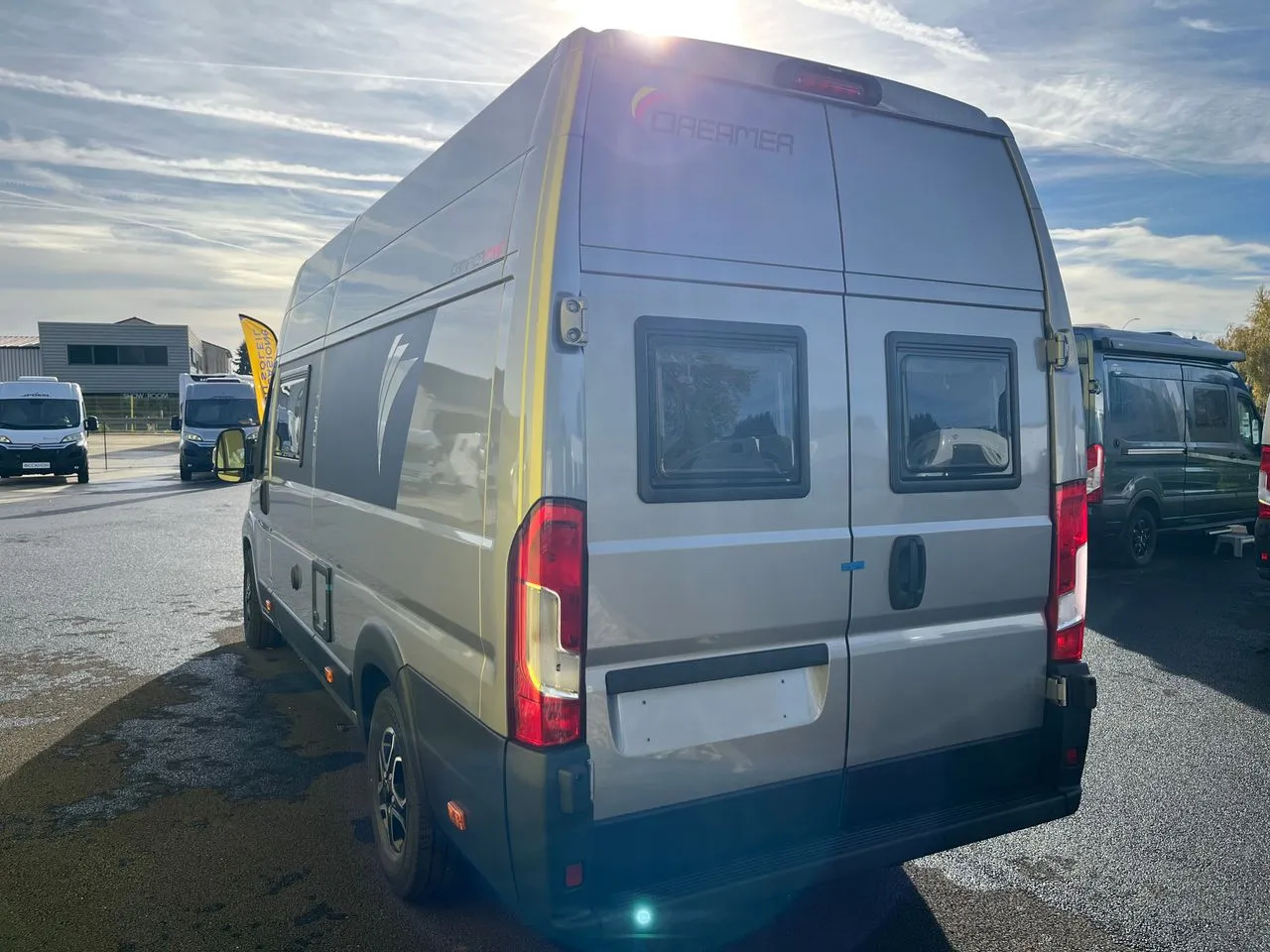 Fourgon aménagé - Dreamer - FUN CAMPER FIVE - 2026