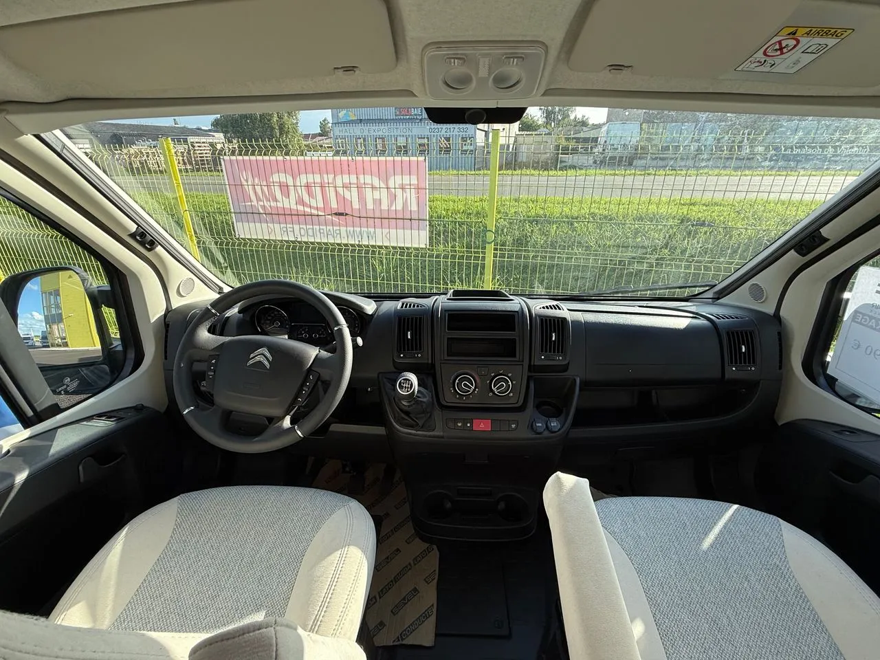 Fourgon aménagé - Carado - CVE 600 PRO - 2024