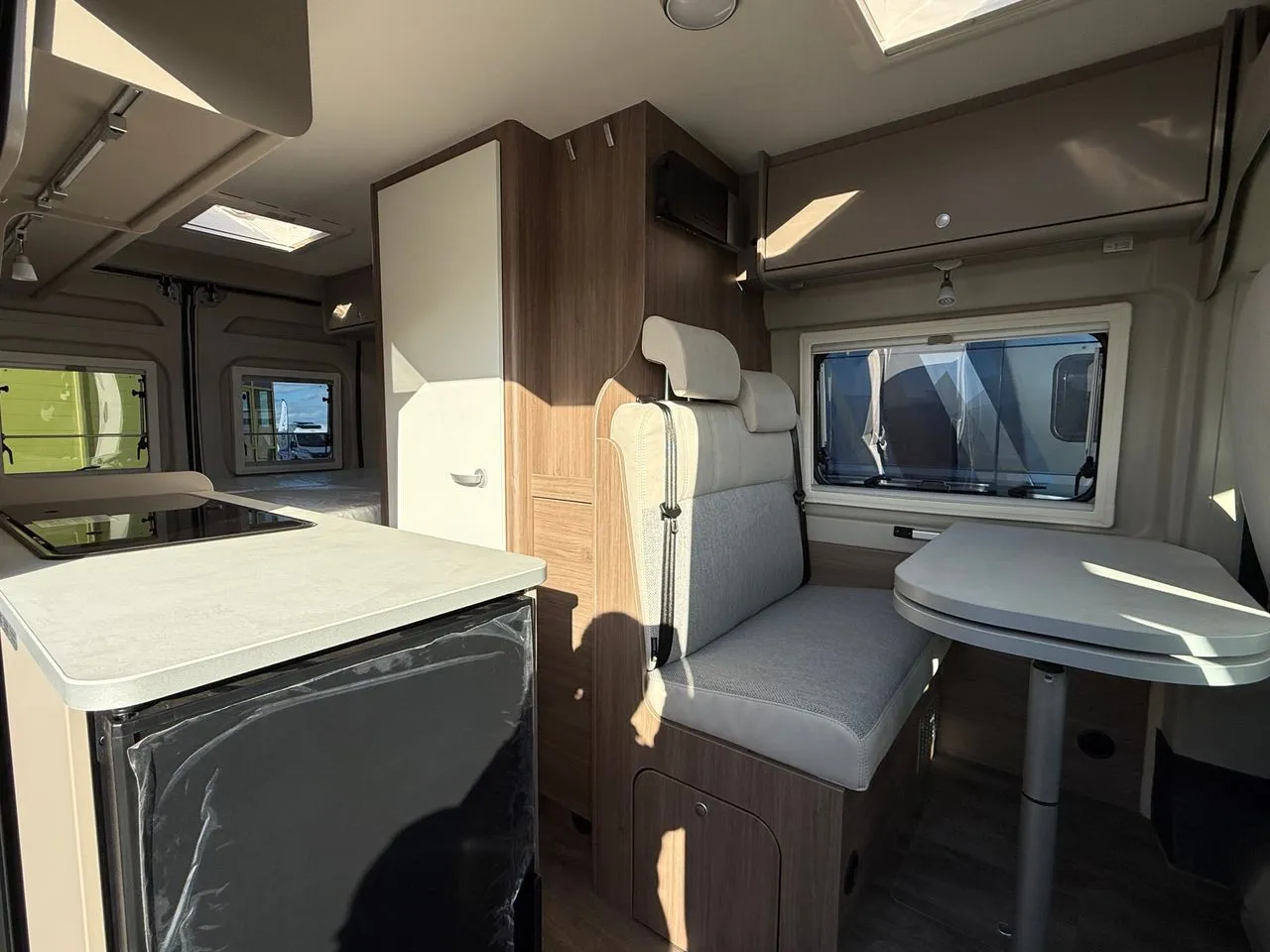 Fourgon aménagé - Carado - CVE 600 PRO - 2024