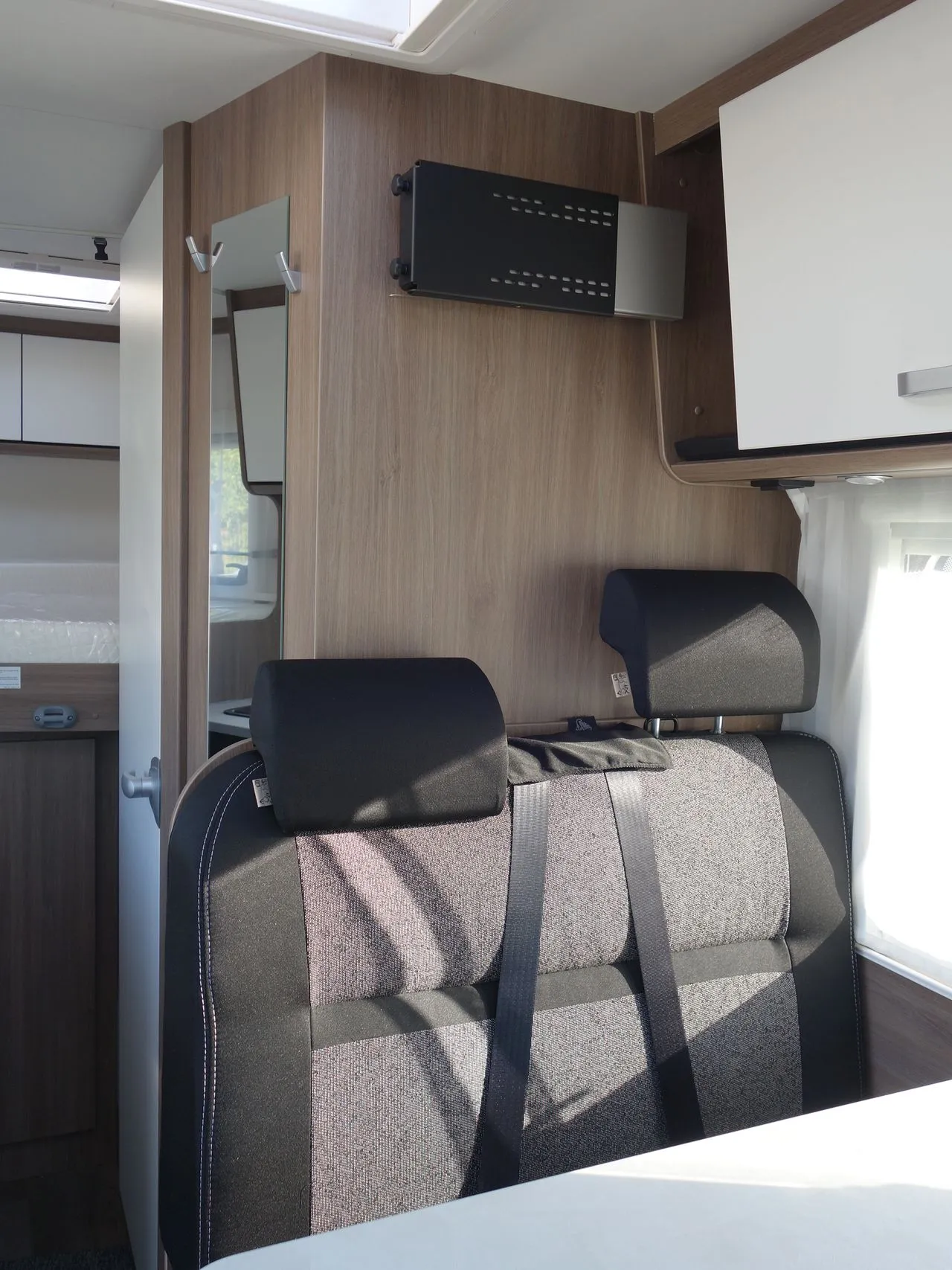 Camping-car - Carado - V 132 PRO + - 2025