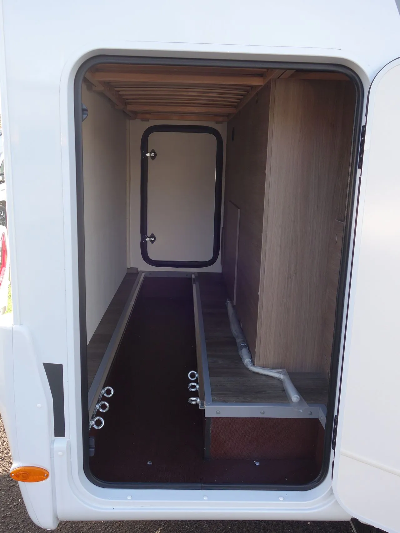 Camping-car - Carado - V 132 PRO + - 2025