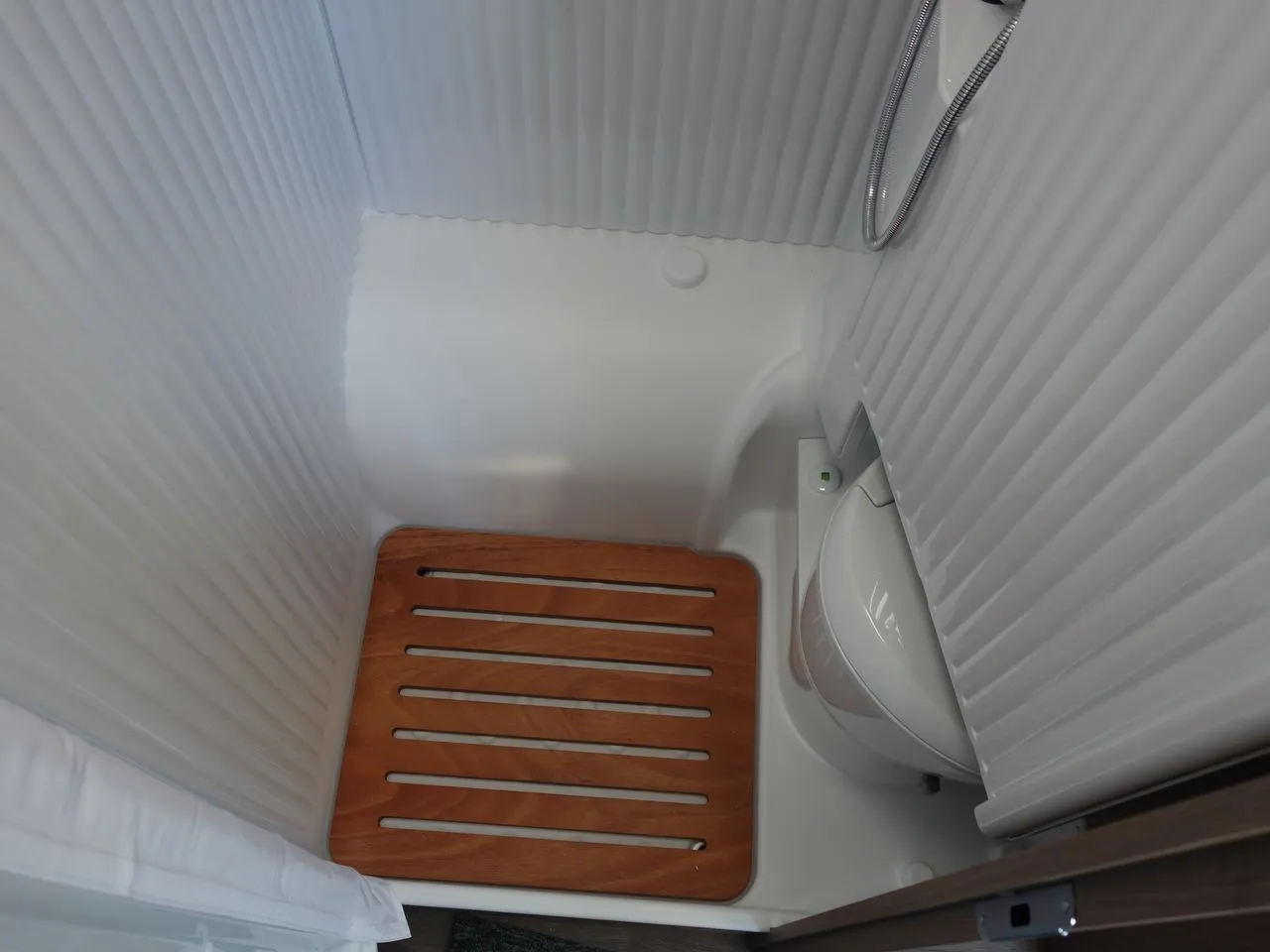Camping-car - Carado - V 132 PRO + - 2025