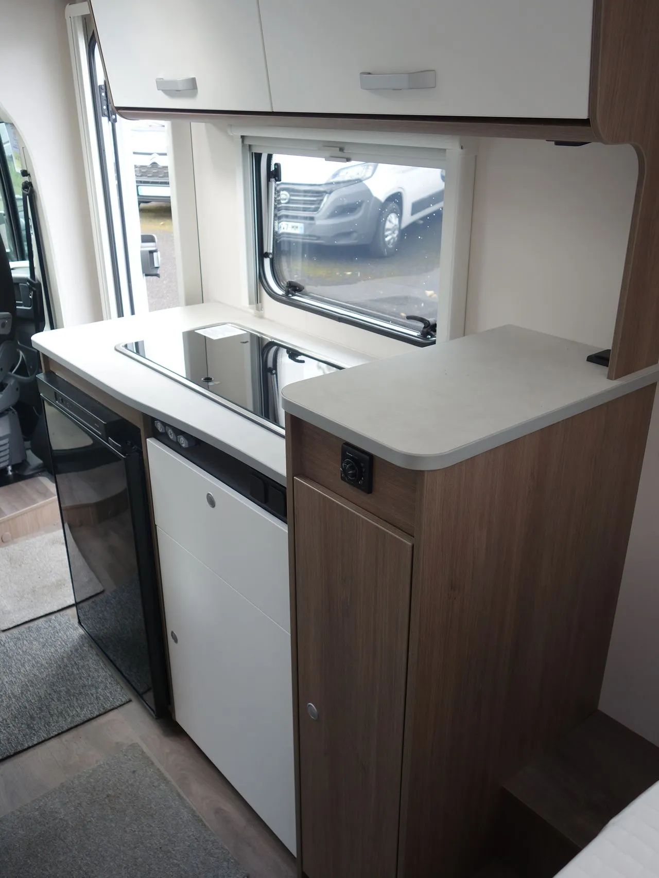 Camping-car - Carado - V 339 PRO + - 2025