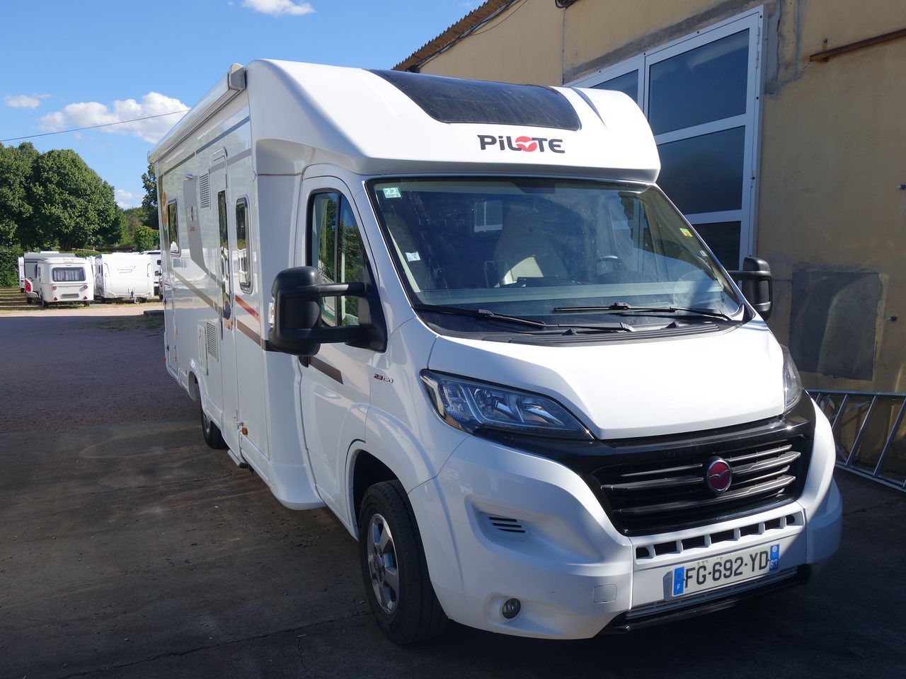 Camping-car PILOTE P 726 Selection