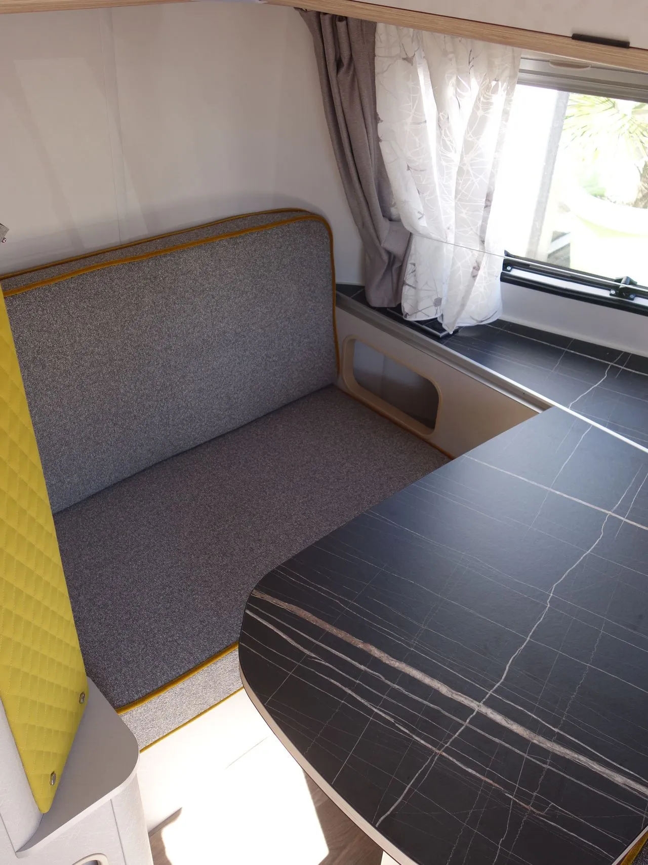 Caravane - Eriba - TROLL 530 NUGGET GOLD - 2025