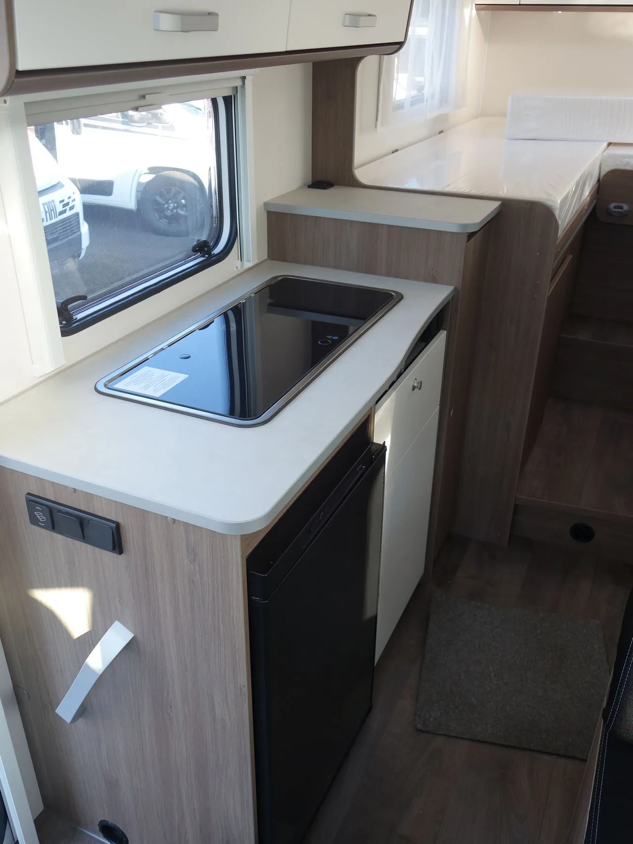 Camping-car - Carado - V 337 PRO + - 2025