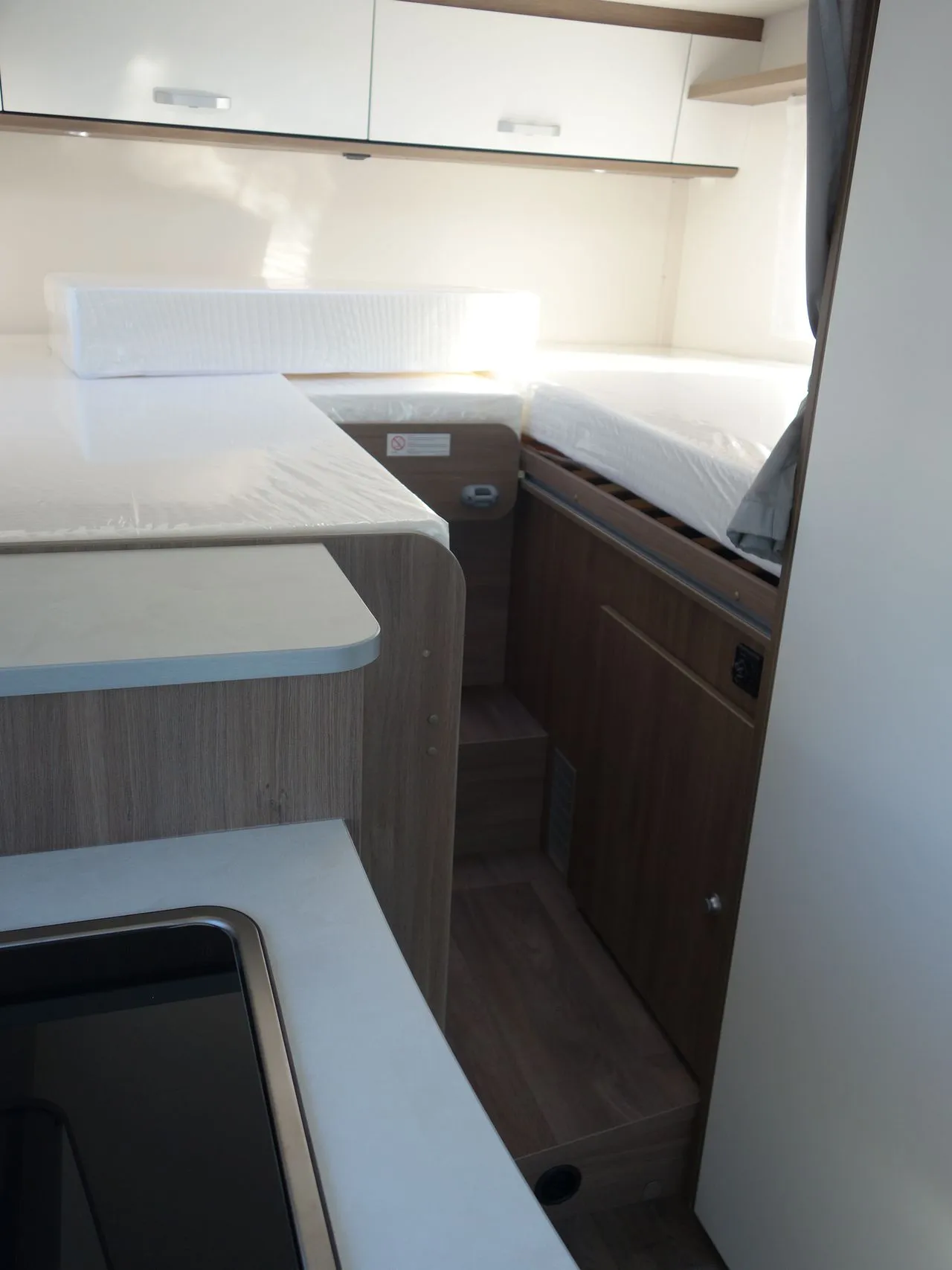 Camping-car - Carado - V 337 PRO + - 2025