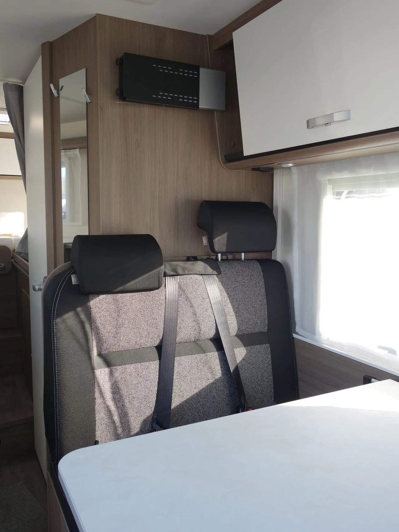 Camping-car - Carado - V 337 PRO + - 2025
