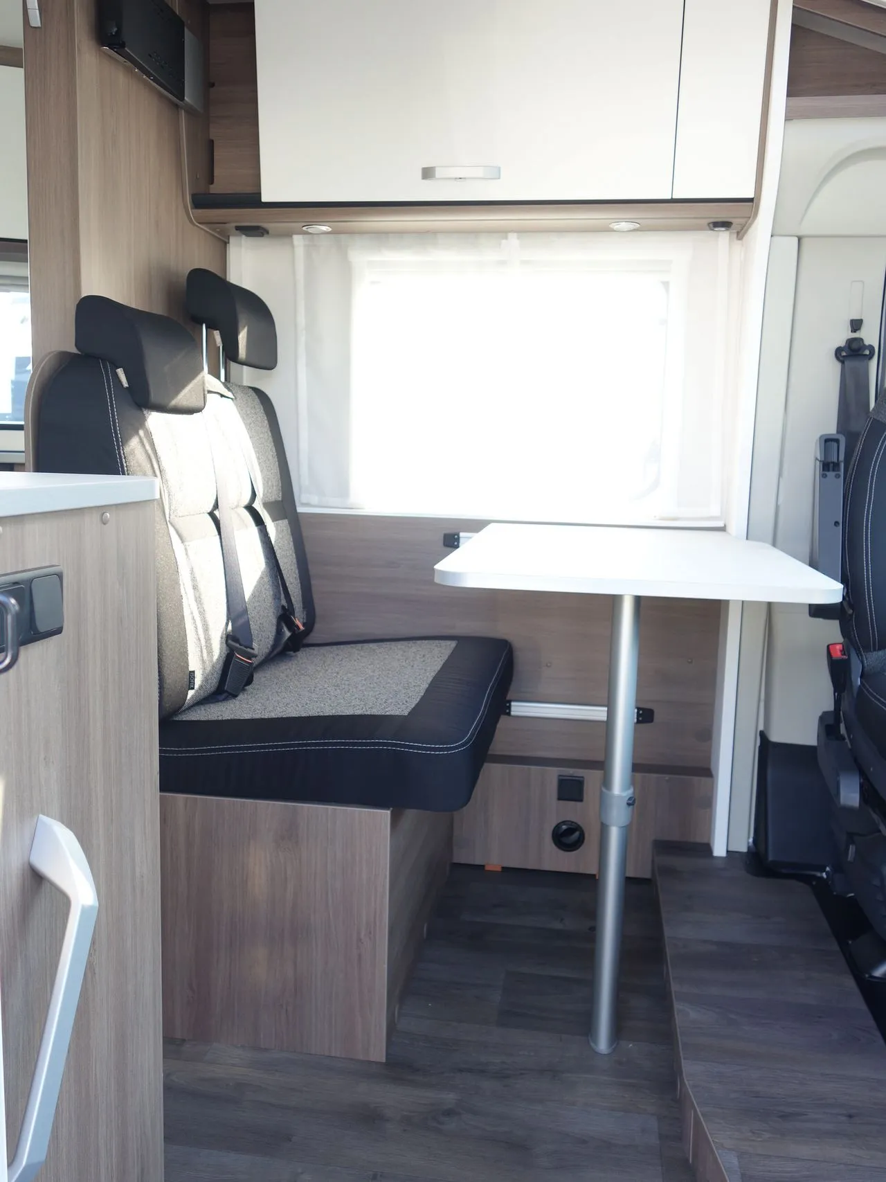 Camping-car - Carado - V 337 PRO + - 2025