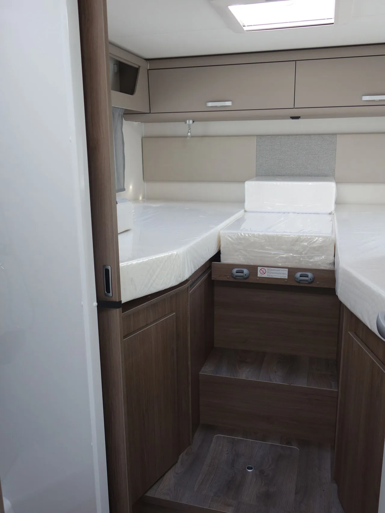 Camping-car - Carado - T 457 PRO + - 2025