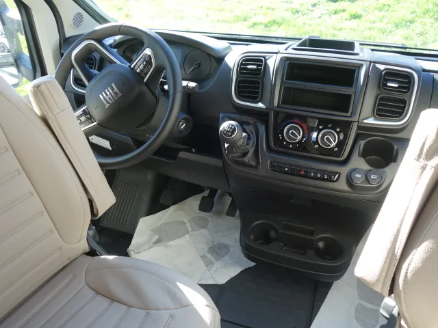 Camping-car - Laika - KOSMO L 412 DS - 2025