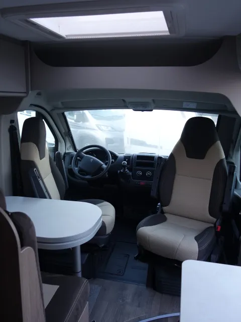 Fourgon aménagé - Carado - CV 640 PRO - 2024