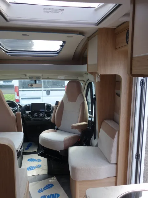 Camping-car - LMC - CRUISE V 646 G - 2024