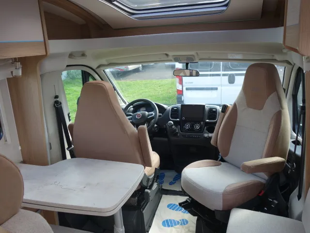 Camping-car - LMC - CRUISE V 646 G - 2024