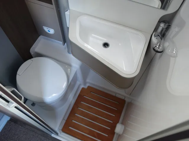 Fourgon aménagé - Carado - CV 640 PRO+ - 2025
