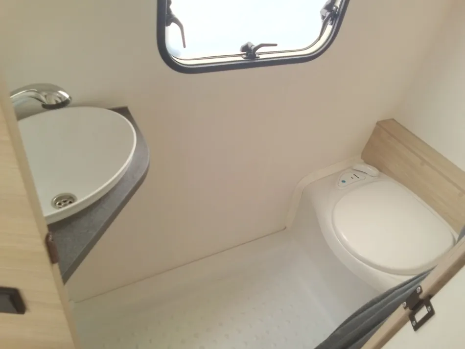 Caravane - Sterckeman - EASY 496 PE - 2024