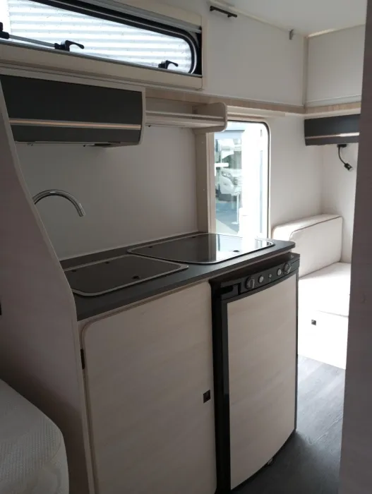 Caravane - Silver - 442 EXCLUSIVE LINE - 2024