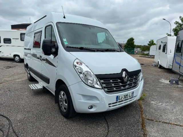 MASTER VAN XS