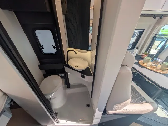 Fourgon aménagé - Adria - Twin 640 SGX - 2027