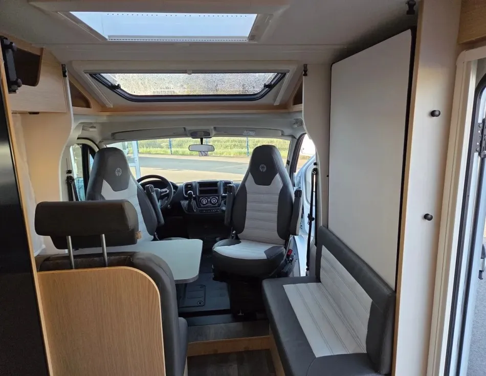 Camping-car - Sunlight - VAN V 67S - 2026