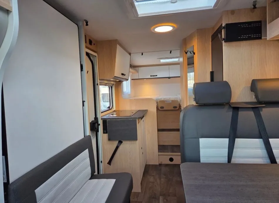 Camping-car - Sunlight - VAN V 67S - 2026