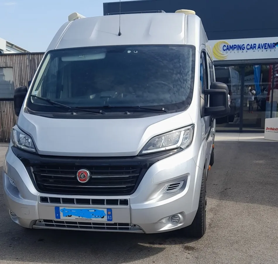 Fourgon aménagé occasion Campereve — Fourgon aménagé