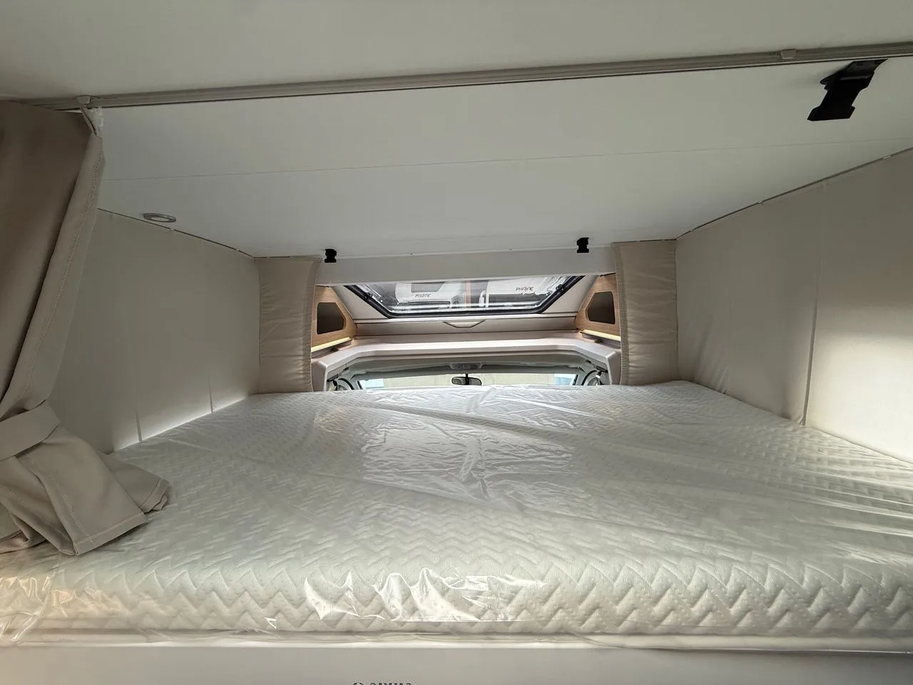 Camping-car - Adria - MATRIX 650 DC PACK ANNIVERSAIRE - 2025