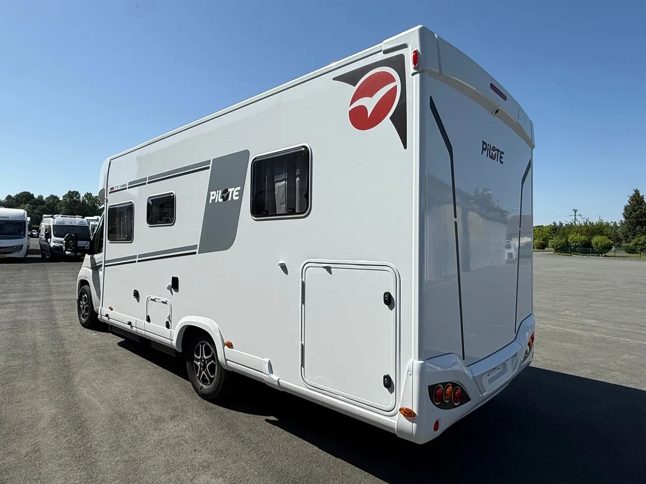 Camping-car - Pilote - P740FC EVIDENCE - 2025