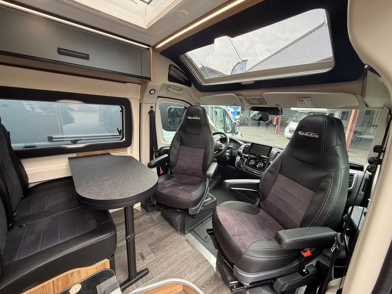 DUO VAN LIT JUMEAUX